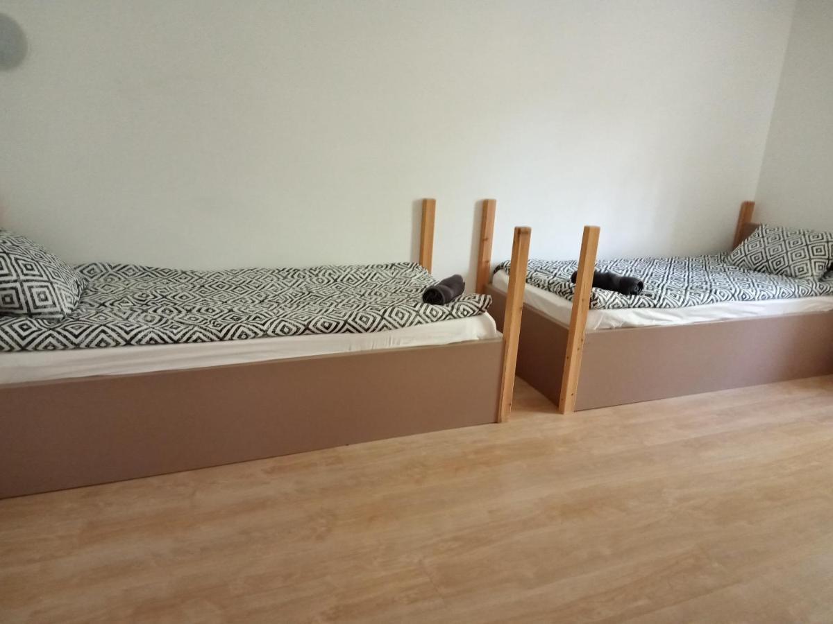 Tiszaliget Apartman Es Szallo Szolnok Zewnętrze zdjęcie