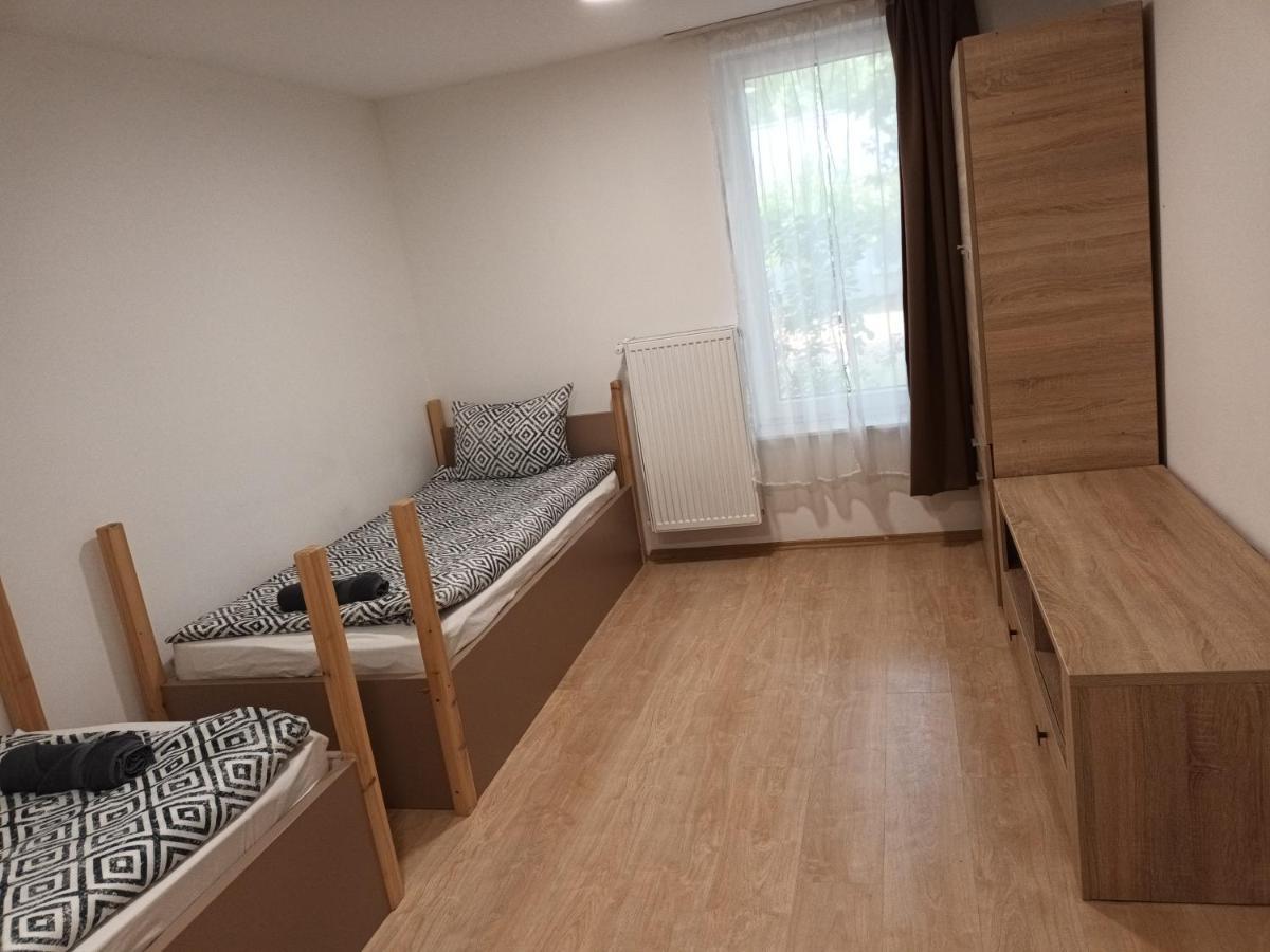 Tiszaliget Apartman Es Szallo Szolnok Zewnętrze zdjęcie