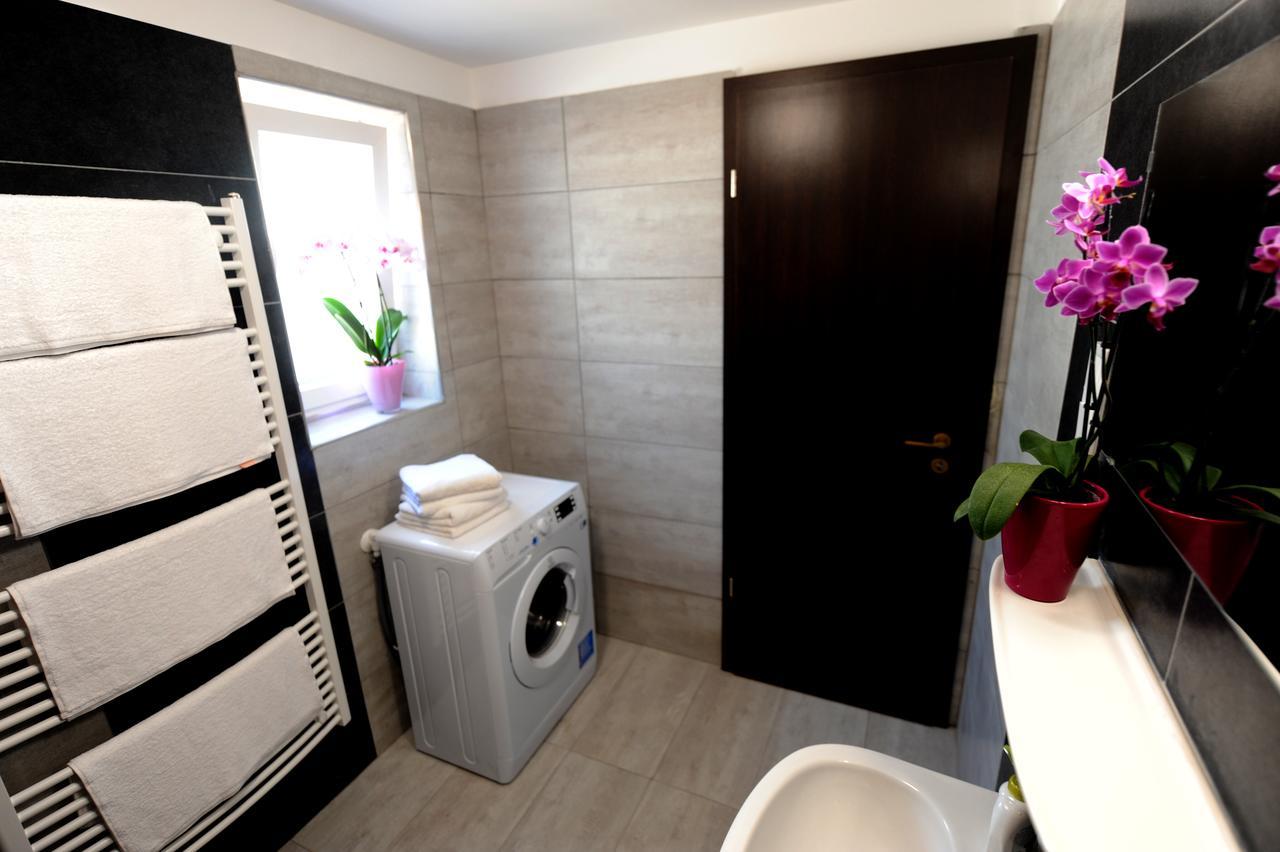 Tiszaliget Apartman Es Szallo Szolnok Zewnętrze zdjęcie