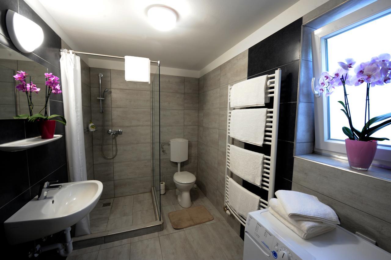 Tiszaliget Apartman Es Szallo Szolnok Zewnętrze zdjęcie